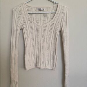 Hollister Women’s Y2K Cream Knit Minimalist Sweater Small 2000’s Nostalgia